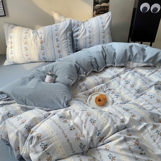 Vierteiliges Bettwäscheset aus gewaschener Baumwolle